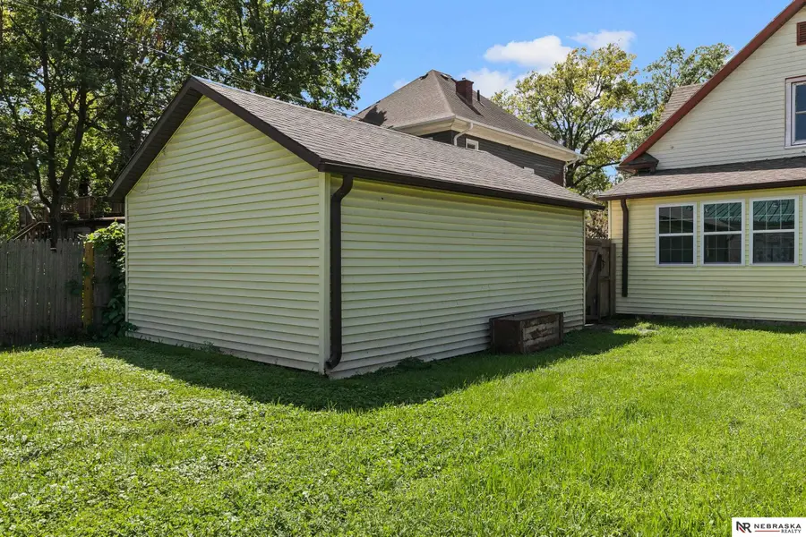 532 N 26th Street, Lincoln, NE 68503 - #3