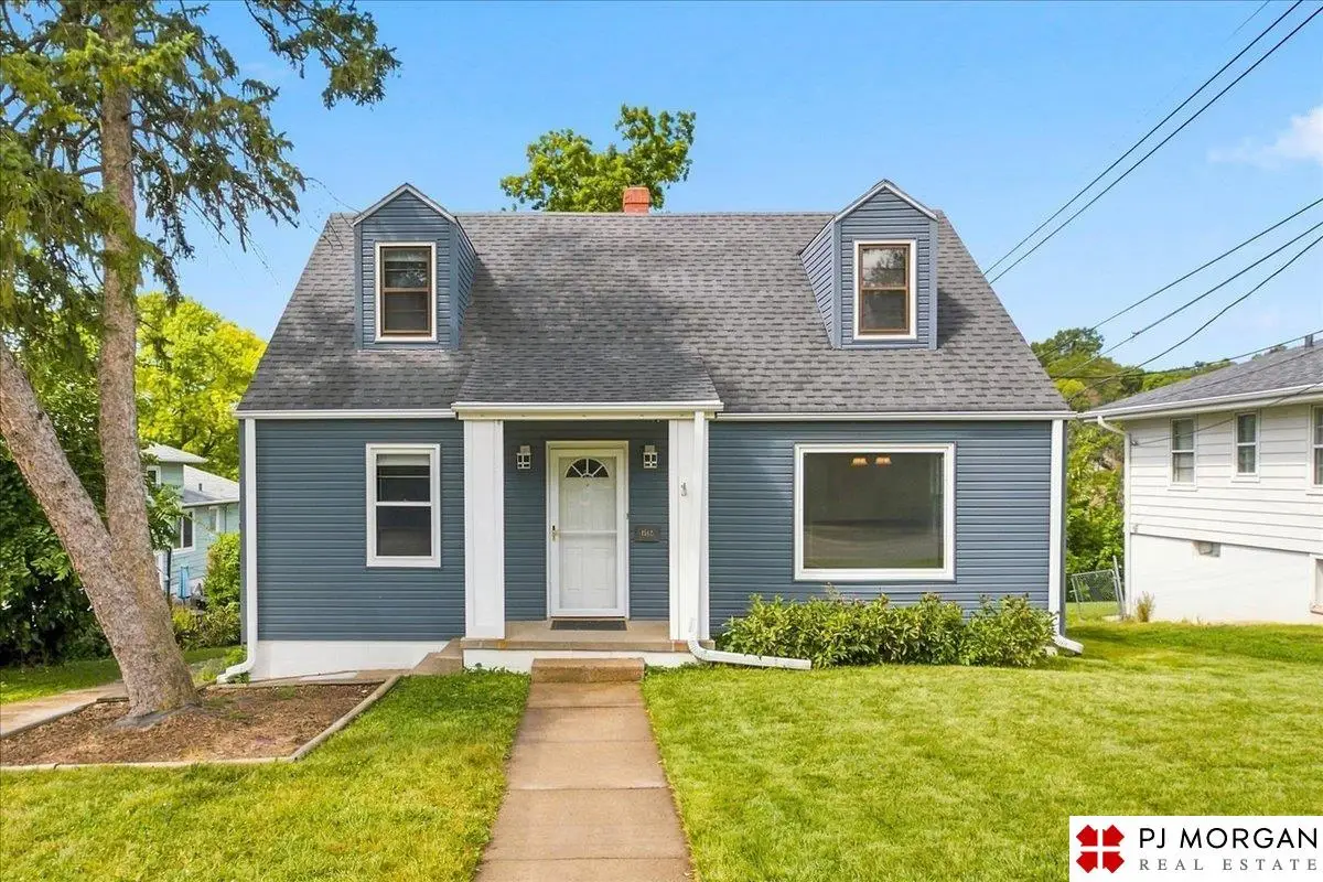1512 N 56 Street, Omaha, NE 68104 - #1