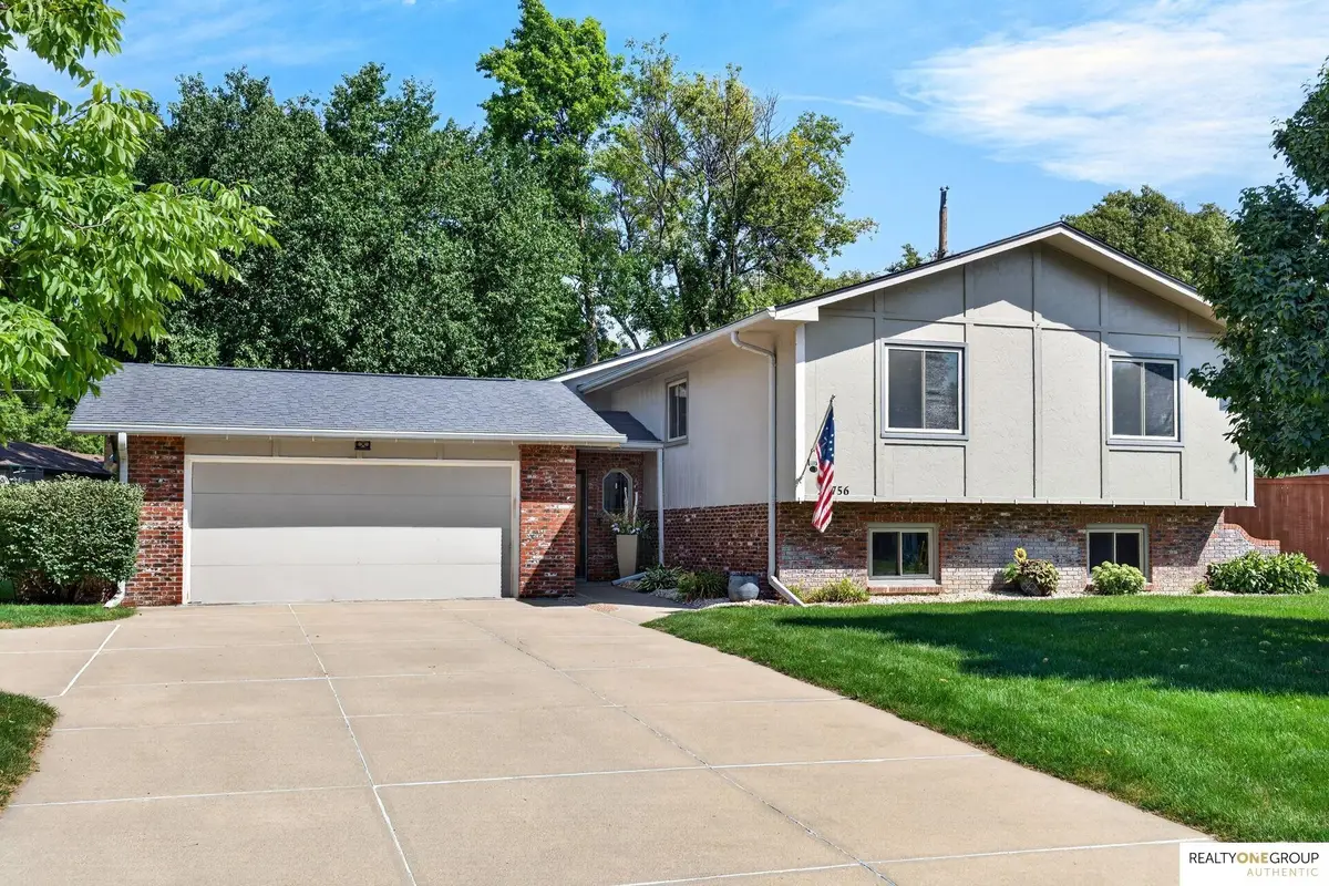 21756 Pacific Street, Elkhorn, NE 68022 - #1