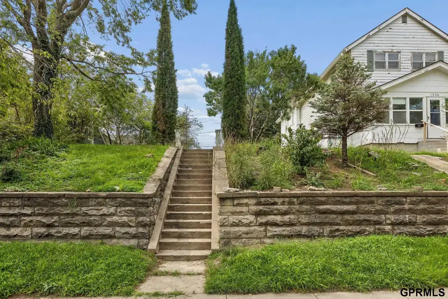 1336 S 25 Avenue, Omaha, NE 68105 - #2