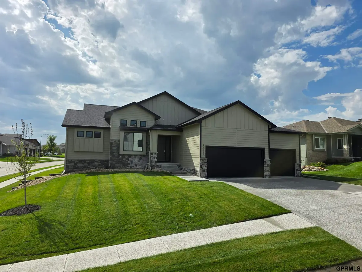 16701 Sheffield Street, Bennington, NE 68007 - #1