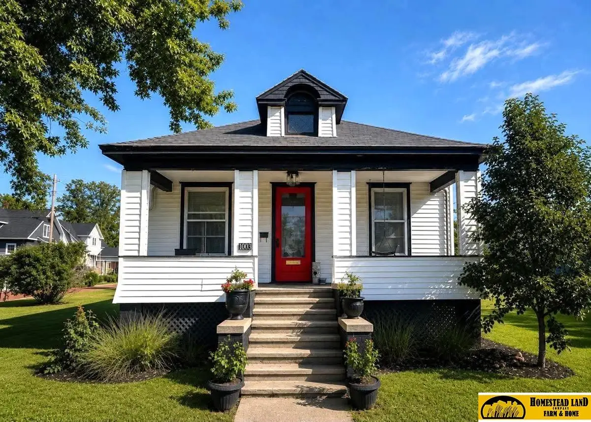 1003 4th Street, Fairbury, NE 68352 - #1