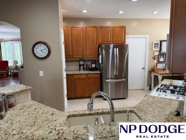17207 Hickory Plaza, Omaha, NE 68130 - #2