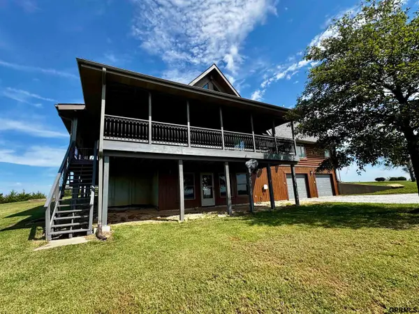 70621 633rd Avenue, Humboldt, NE 68376