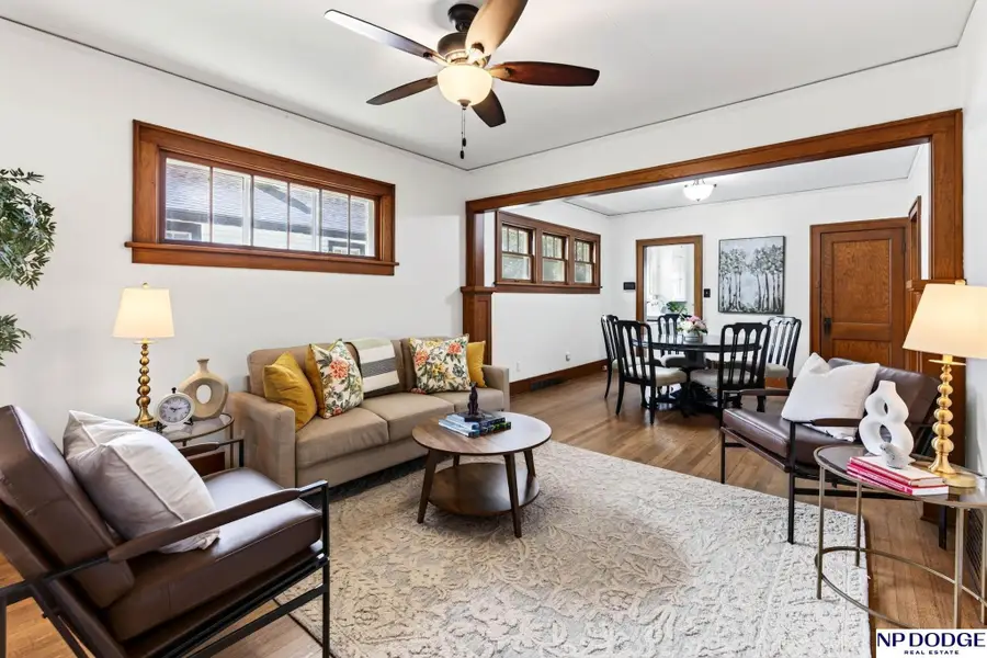 1106 S 43rd Street, Omaha, NE 68105 - #3
