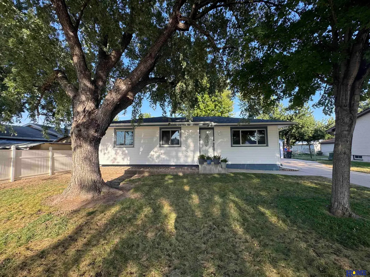 1408 SW 16th Street, Lincoln, NE 68522 - #1