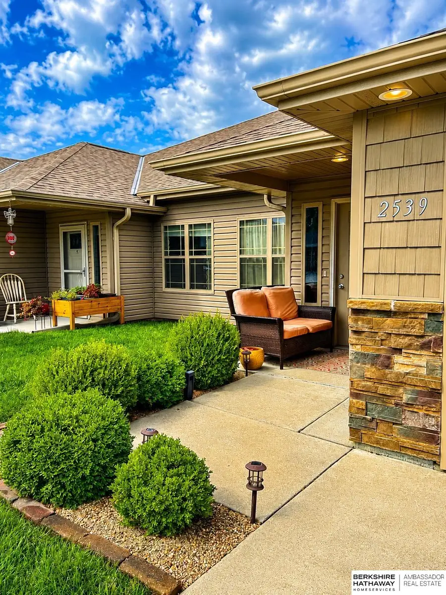 2539 Oxford Road, Fremont, NE 68025 - #2