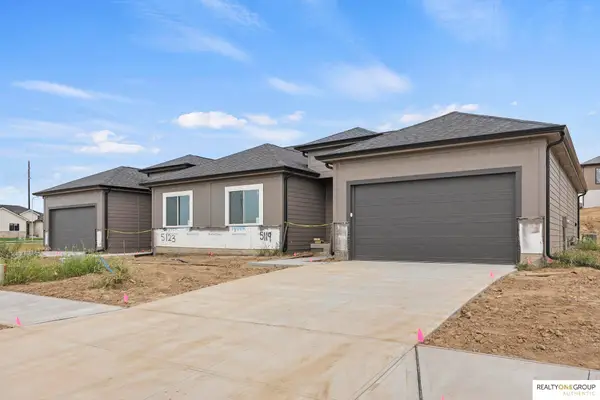 5119 N 213th Street, Elkhorn, NE 68022