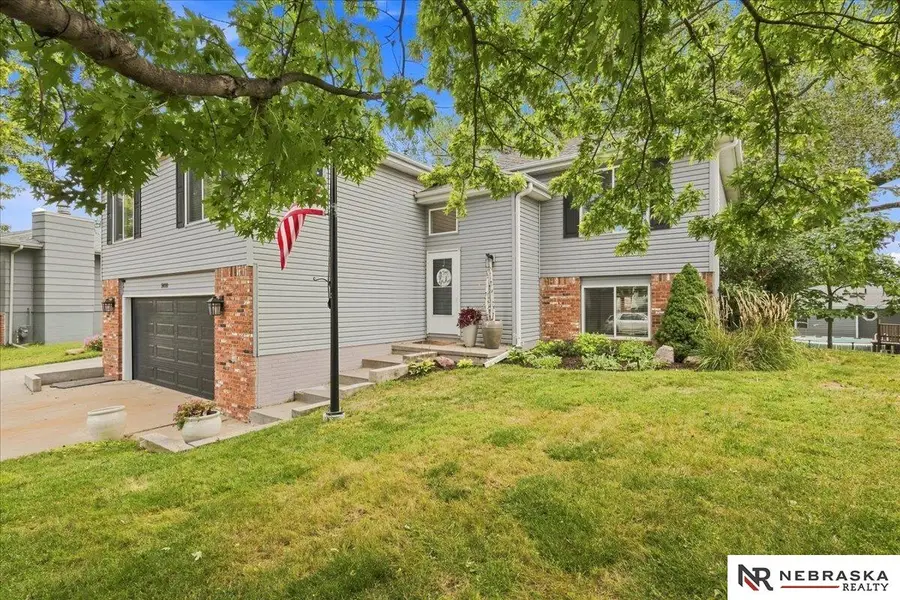 5610 NW 10th Street, Lincoln, NE 68521 - #2