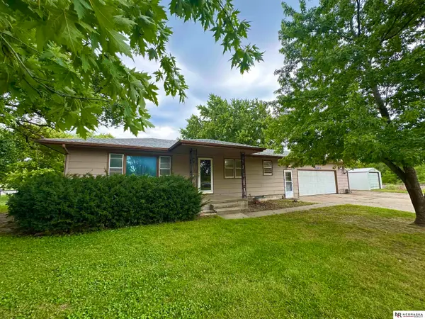 1140 W 11th Street, Fremont, NE 68025