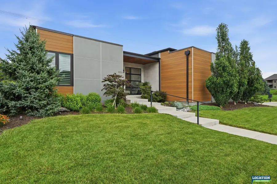 8556 Birkett Drive, Lincoln, NE 68526 - #3