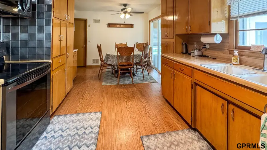 828 Northborough Lane, Lincoln, NE 68505 - #2
