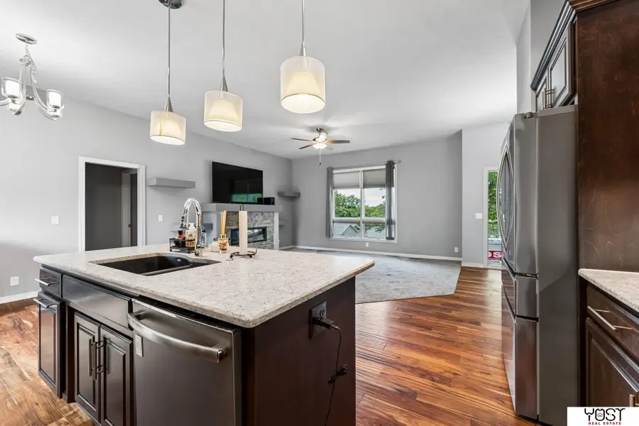 9011 Bellvue Drive, Plattsmouth, NE 68048 - #2
