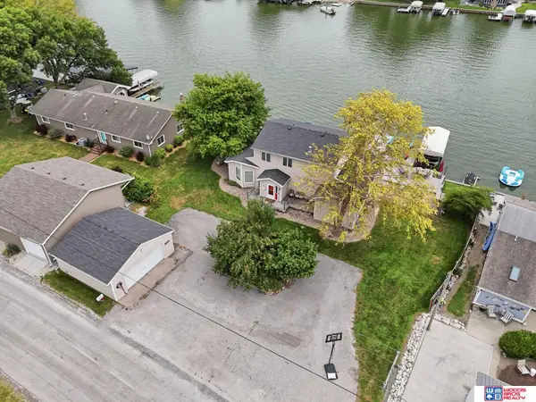 2419 West Shore Drive, Union, NE 68455
