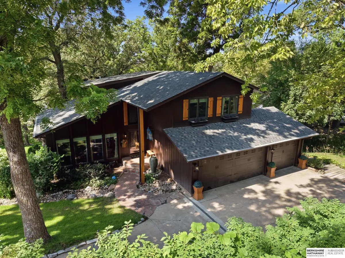 21823 Hillandale Road, Omaha, NE 68022 - #1