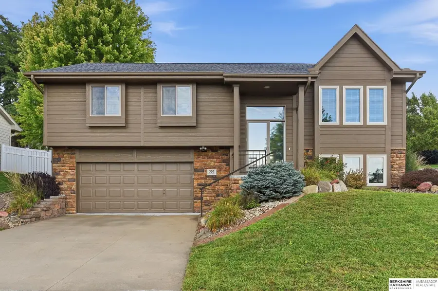 302 Carly Circle, Council Bluffs, IA 51503 - #2