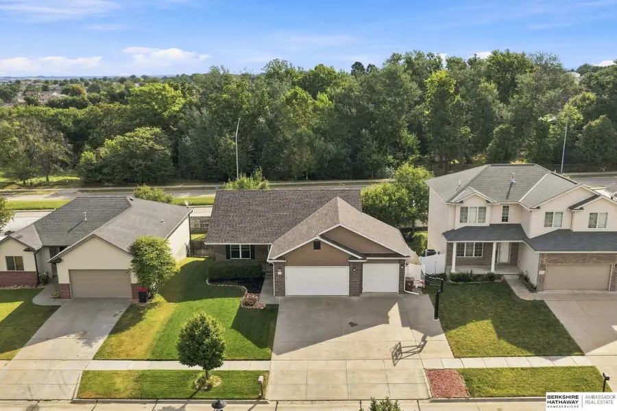 5230 N 13th Street, Lincoln, NE 68521 - #3