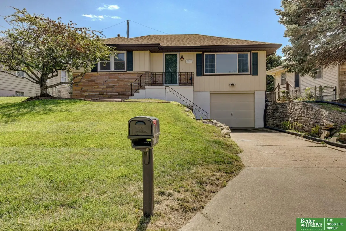 7517 Erskine Street, Omaha, NE 68134 - #1