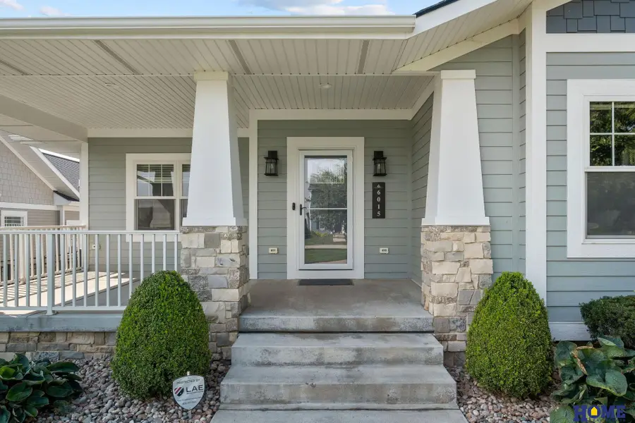 6015 Hidcote Drive, Lincoln, NE 68516 - #2