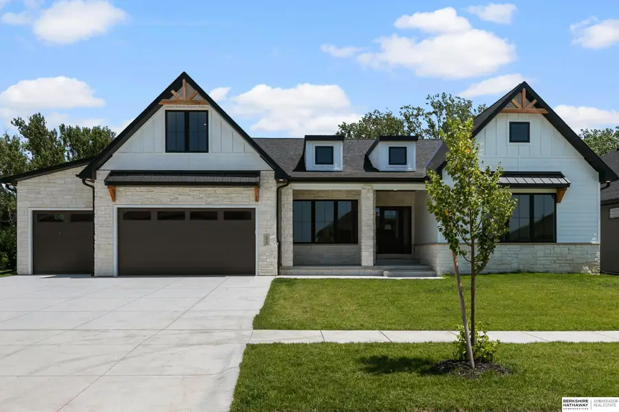 3642 Wilderness Hills Boulevard, Lincoln, NE 68516 - #2