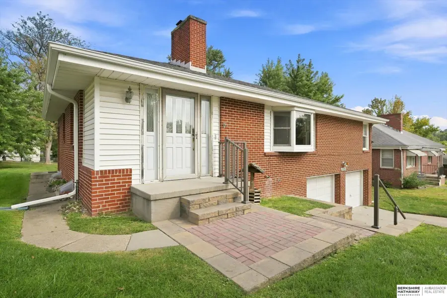 1515 N 90th Street, Omaha, NE 68114 - #2