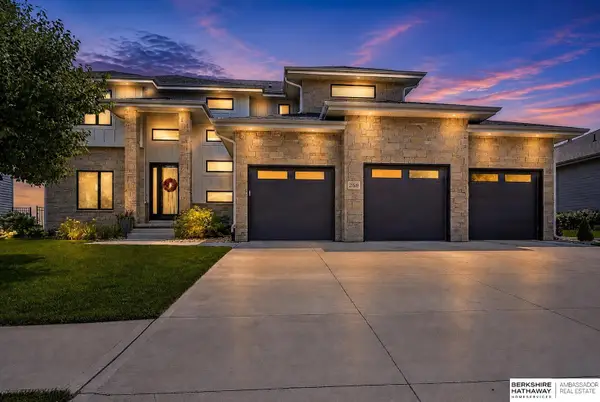 21519 Grover Street, Elkhorn, NE 68022