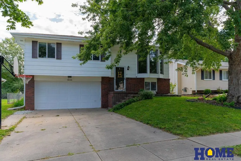 1840 SW 22nd Street, Lincoln, NE 68522 - #1