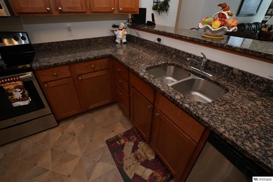 15960 Clay Plaza, Bennington, NE 68007 - #3