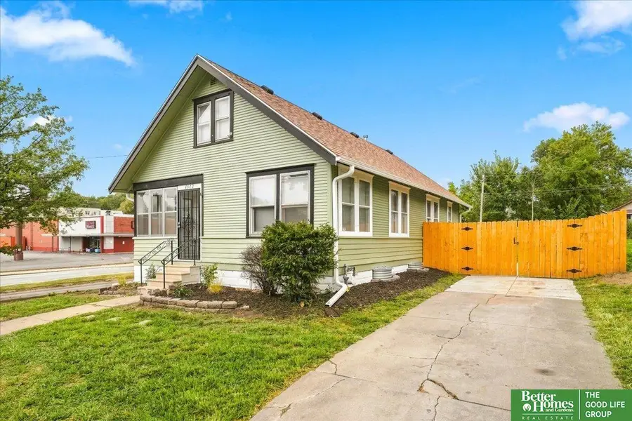4562 Charles Street, Omaha, NE 68132 - #3