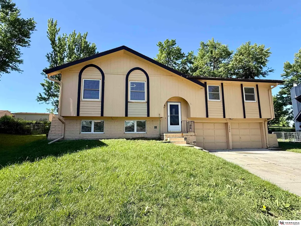5906 N 110th Circle, Omaha, NE 68164 - #1