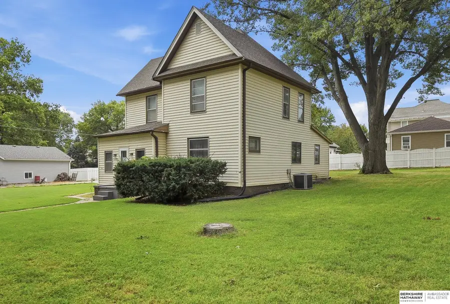 1053 N Beech Street, Wahoo, NE 68066 - #2