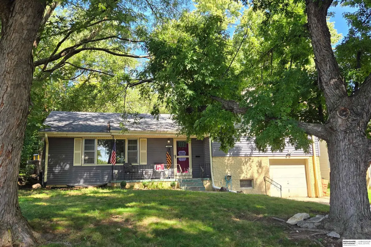 5816 Hamilton Street, Omaha, NE 68132 - #1