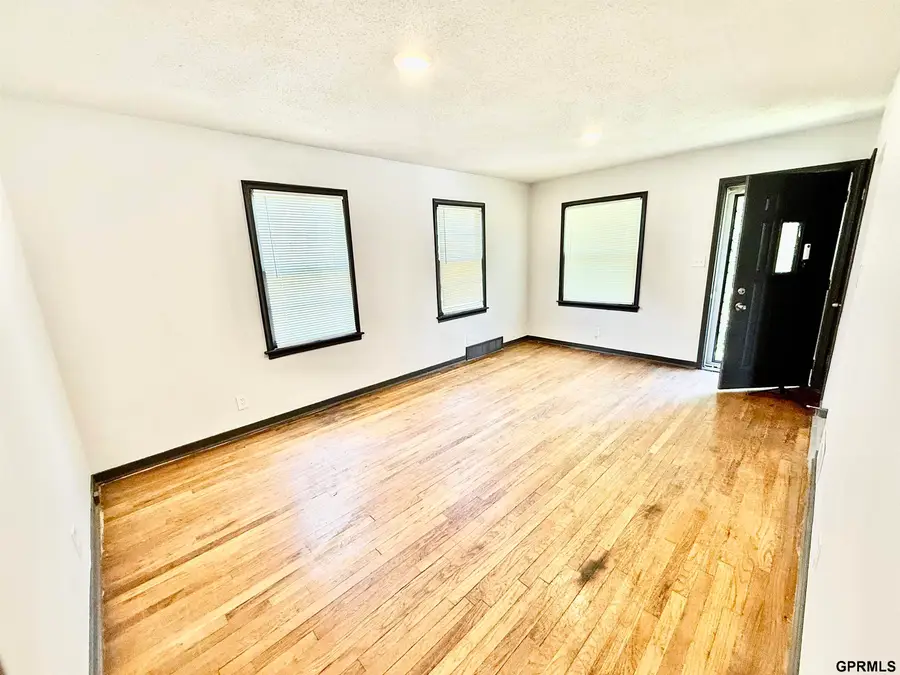 4018 N 42 Street, Omaha, NE 68111 - #2
