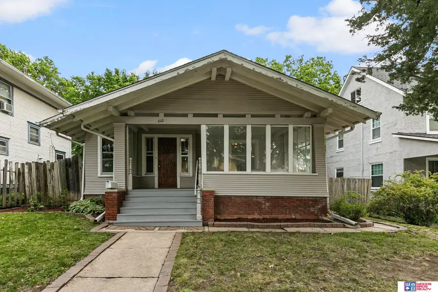 610 S 28th Street, Lincoln, NE 68510 - #2