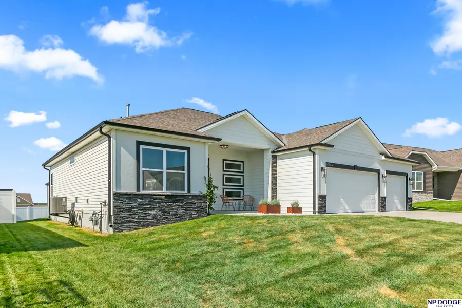 16955 Doreen Street, Gretna, NE 68028 - #2