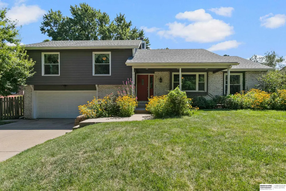 7821 Lake Street, Lincoln, NE 68506 - #1