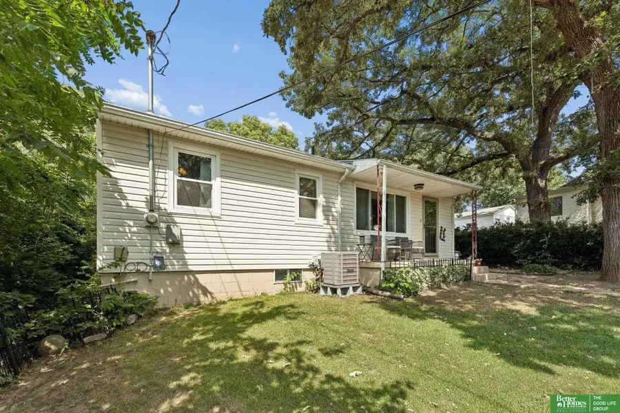 534 Iowa Street, Council Bluffs, IA 51503 - #3