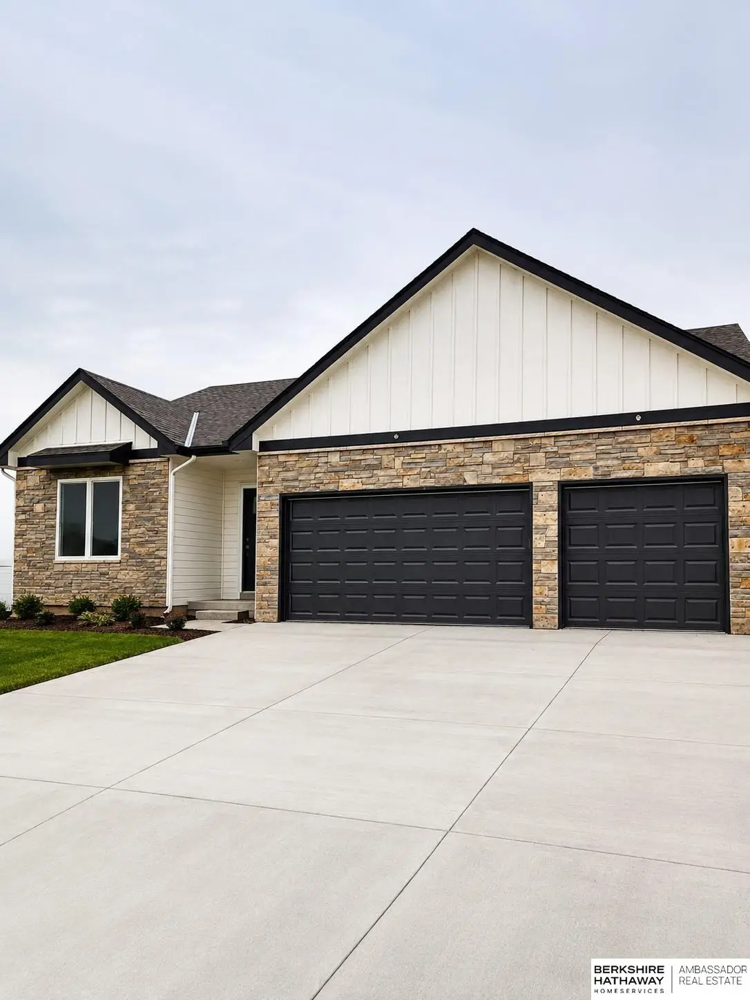 5114 Pinehill Road, Bellevue, NE 68133 - #1