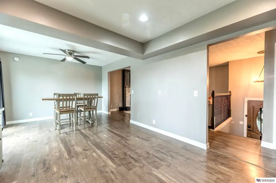 560 Elm Street, Springfield, NE 68059 - #2