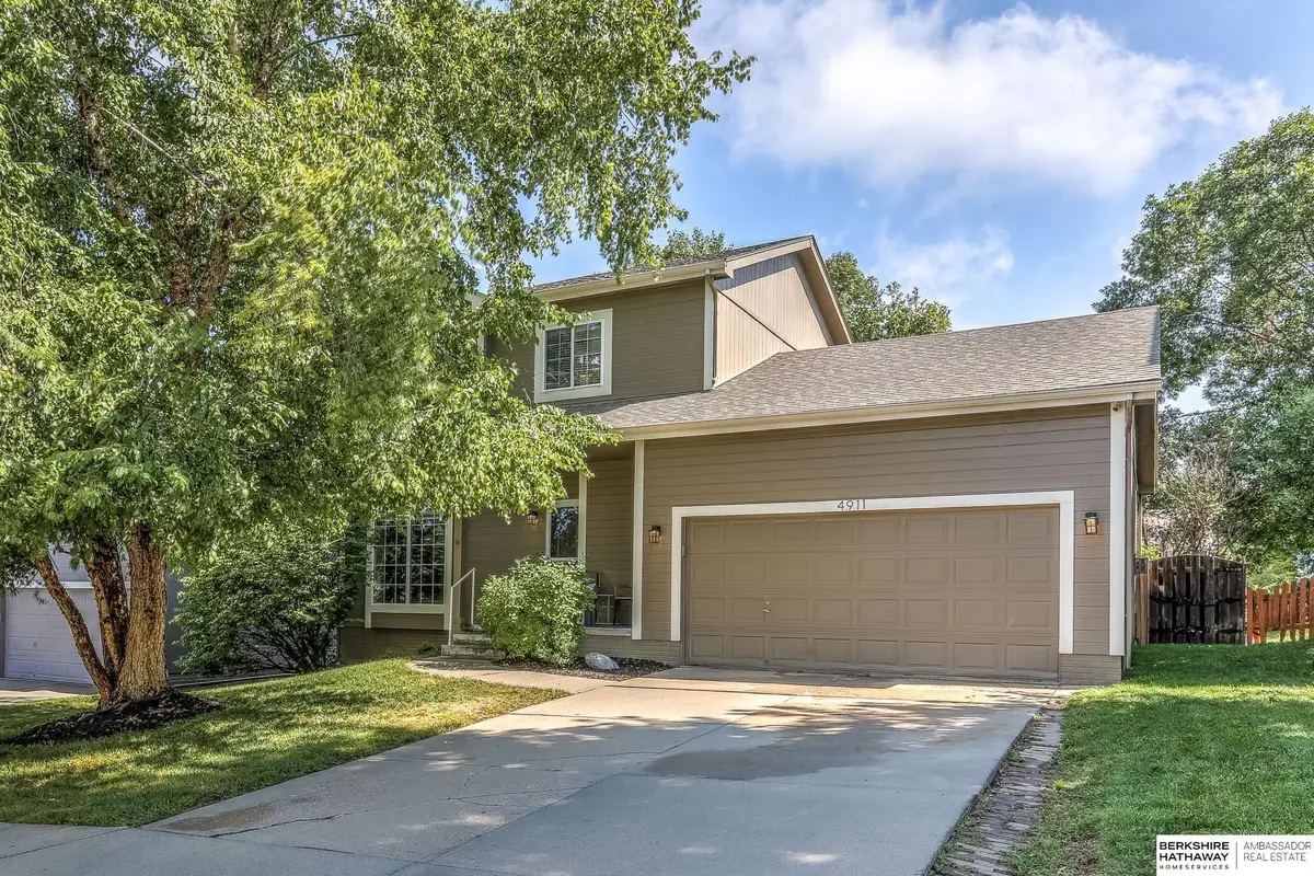 4911 N 150 Avenue, Omaha, NE 68118 - #1