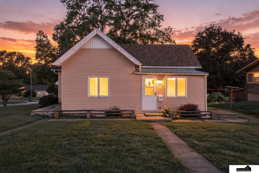 705 N 5th Street, Tecumseh, NE 68450 - #2
