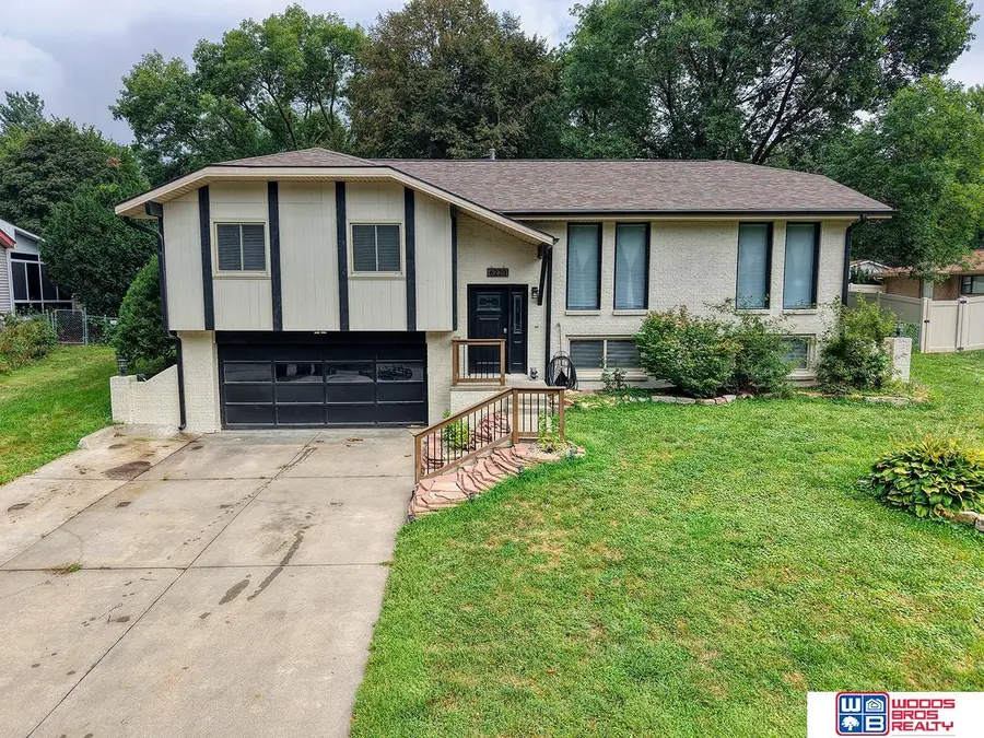 6220 S 48th Street, Lincoln, NE 68516 - #2
