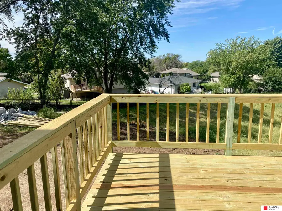 5801 Holmstrom Court, Lincoln, NE 68516 - #3