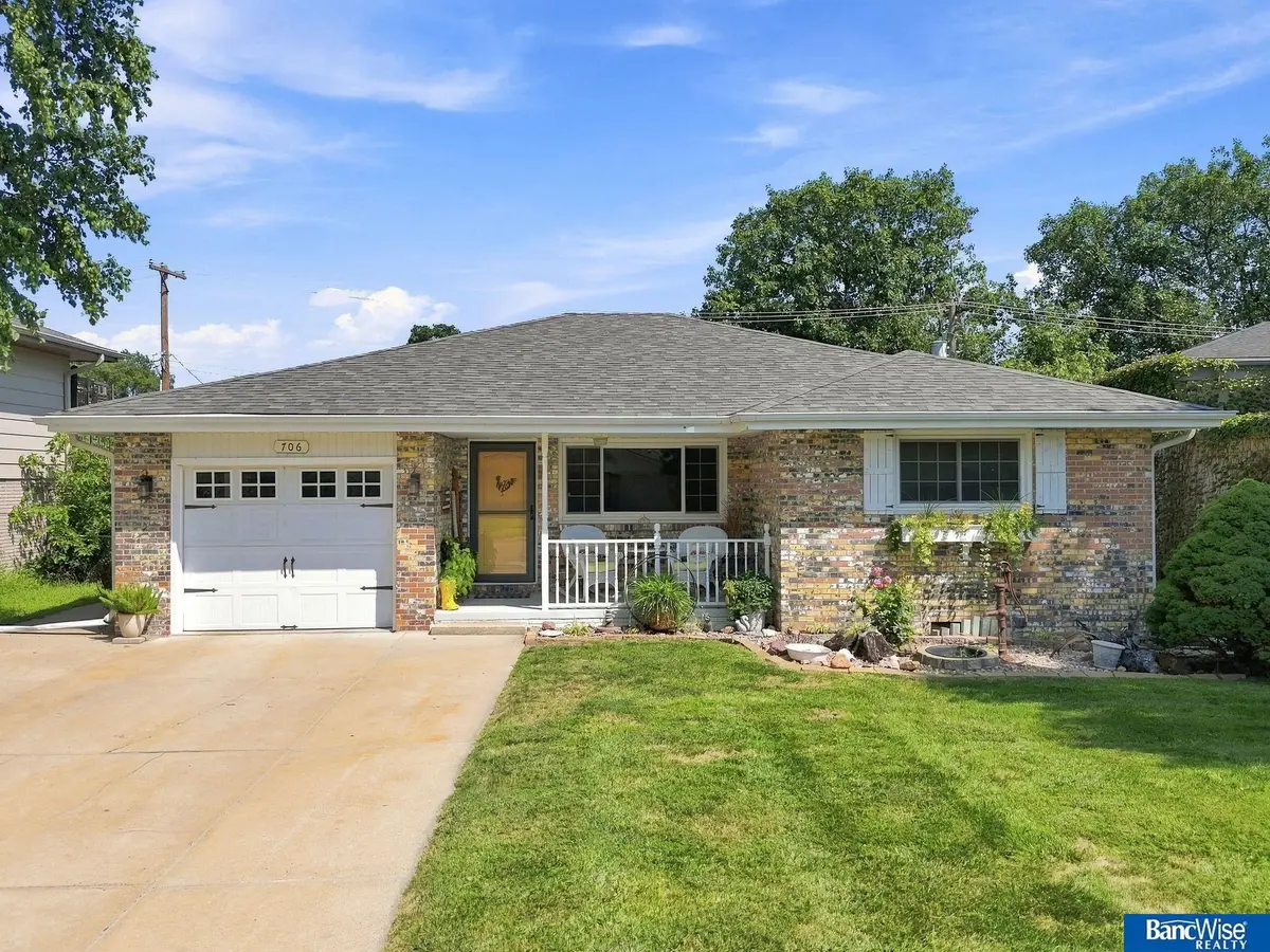 706 N 60 Street, Lincoln, NE 68505 - #1