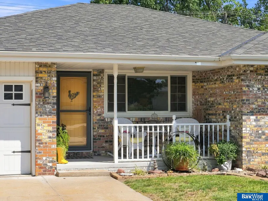 706 N 60 Street, Lincoln, NE 68505 - #2