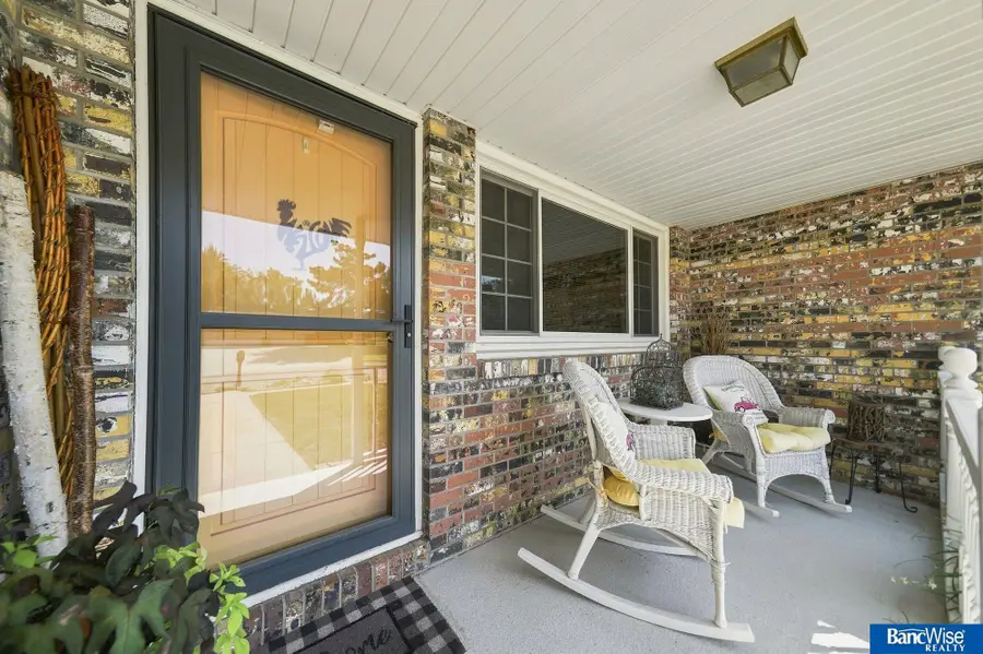 706 N 60 Street, Lincoln, NE 68505 - #3