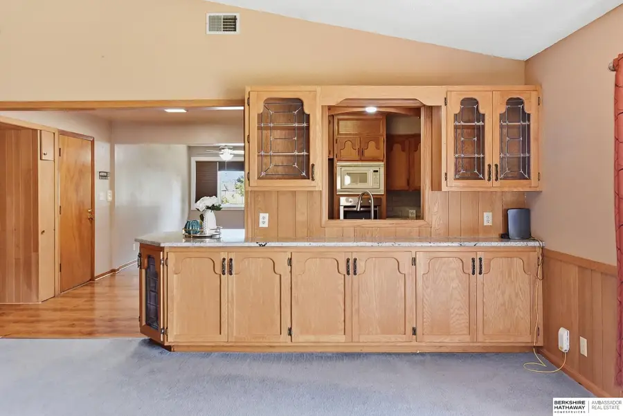 618 S Pine Street, Valley, NE 68064 - #3