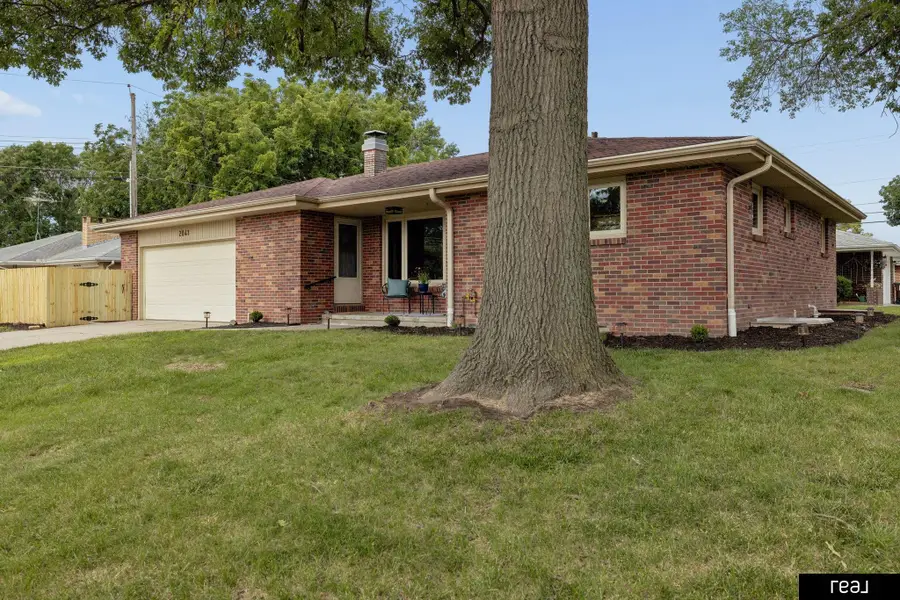 2041 N 77th Street, Lincoln, NE 68505 - #2