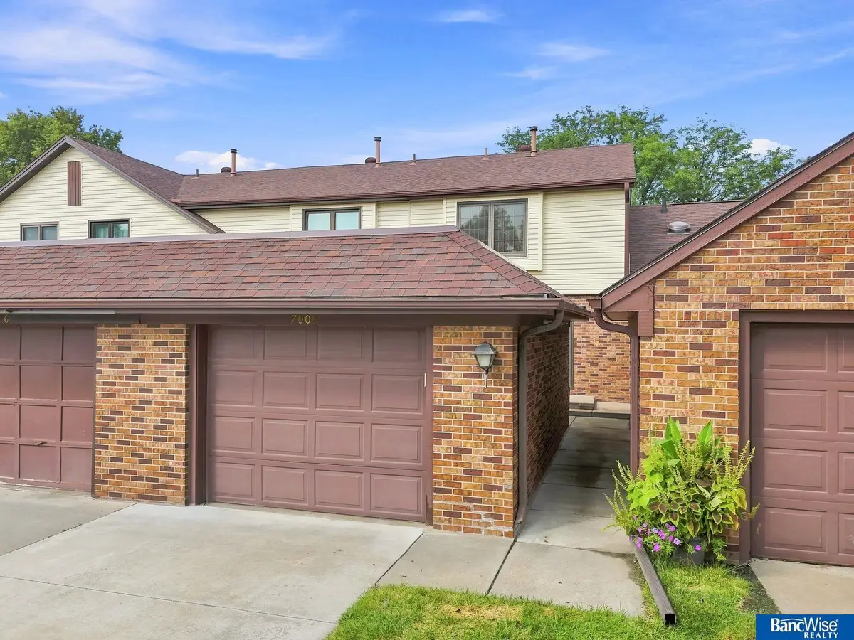 7008 Shamrock Road, Lincoln, NE 68506 - #1
