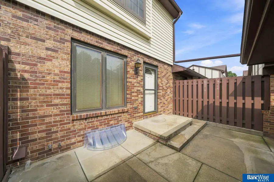 7008 Shamrock Road, Lincoln, NE 68506 - #3